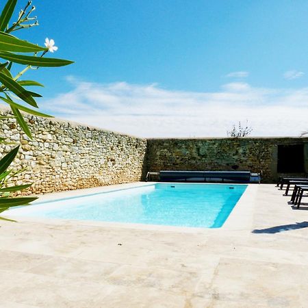Bed and Breakfast La Ligne Angles-sur-l'Anglin Экстерьер фото