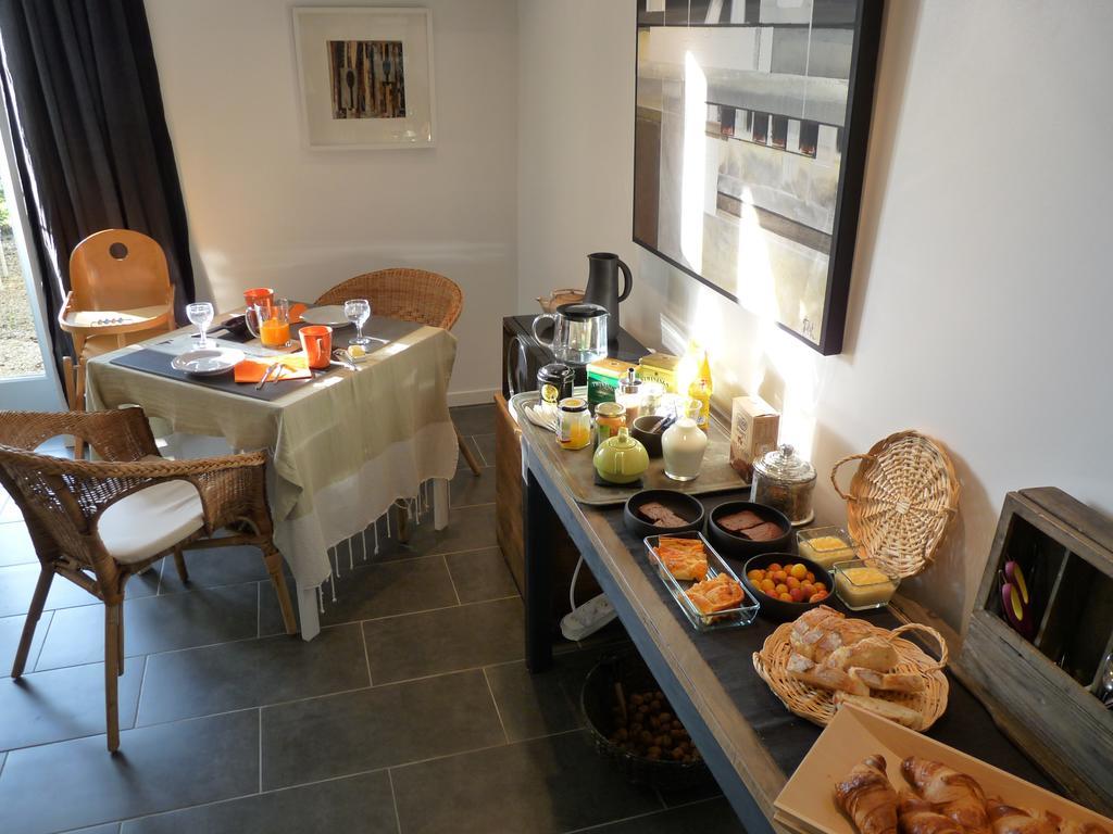 Bed and Breakfast La Ligne Angles-sur-l'Anglin Экстерьер фото